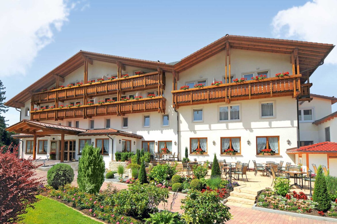 Privathotels Dr. Lohbeck übernehmen Traditionshotel Sonne Baiersbronn im Schwarwald Bild: Privathotesl Dr. Lohbeck