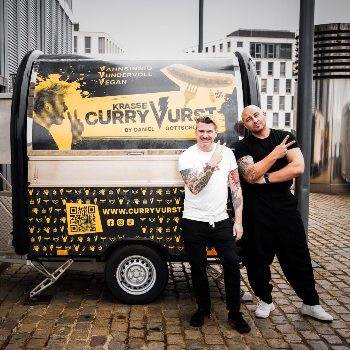 „Krasse Curry Vurst by Daniel Gottschlich“ ist nicht nur eine einfache Currywurst, sondern ein Statement. Bild: Ox&Klee