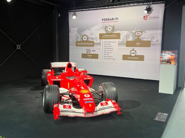 Sonderausstellung Loh Automuseum: Rennwagen Ralf Schumacher.